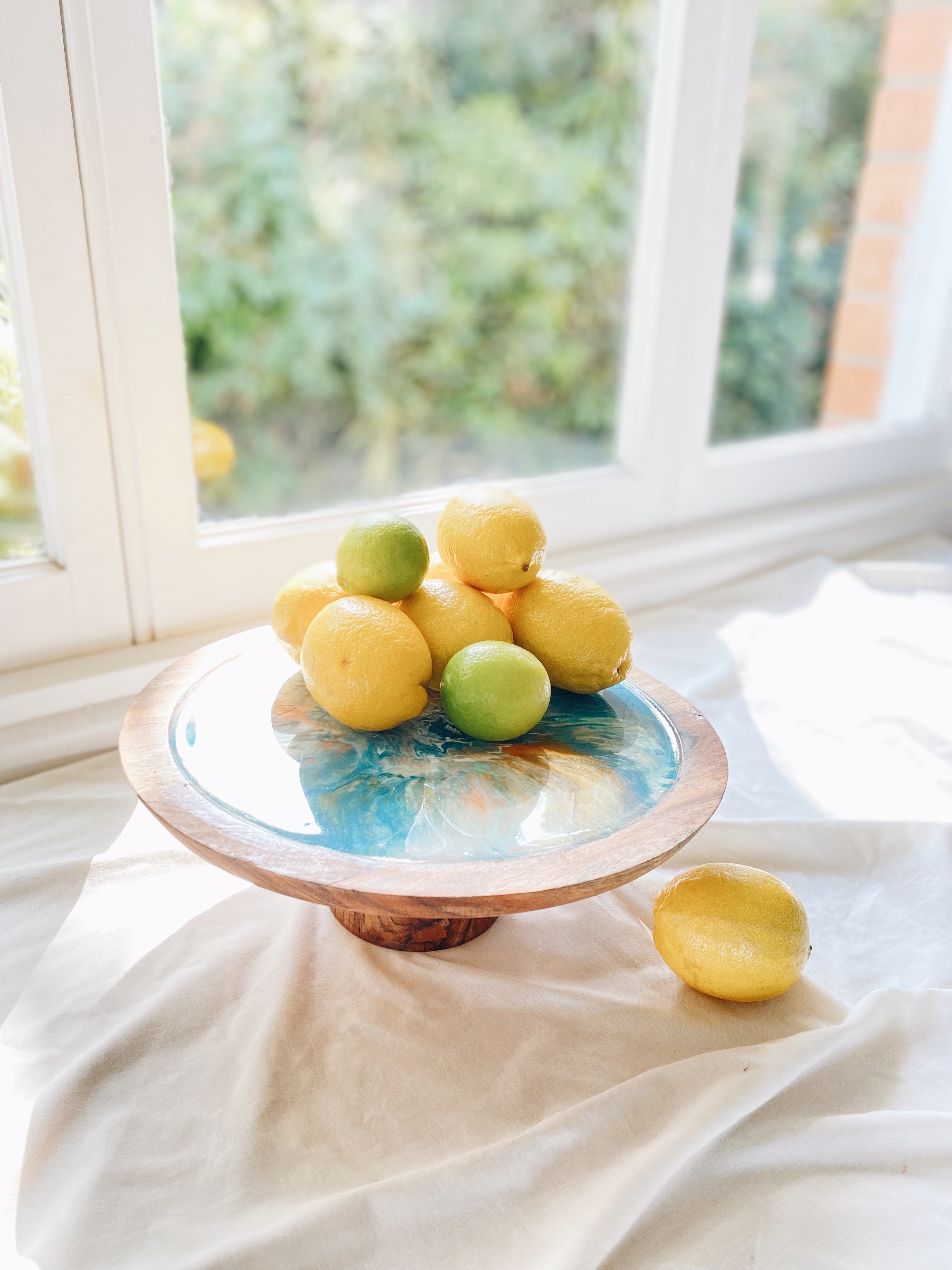 RESIN HOMEWARES