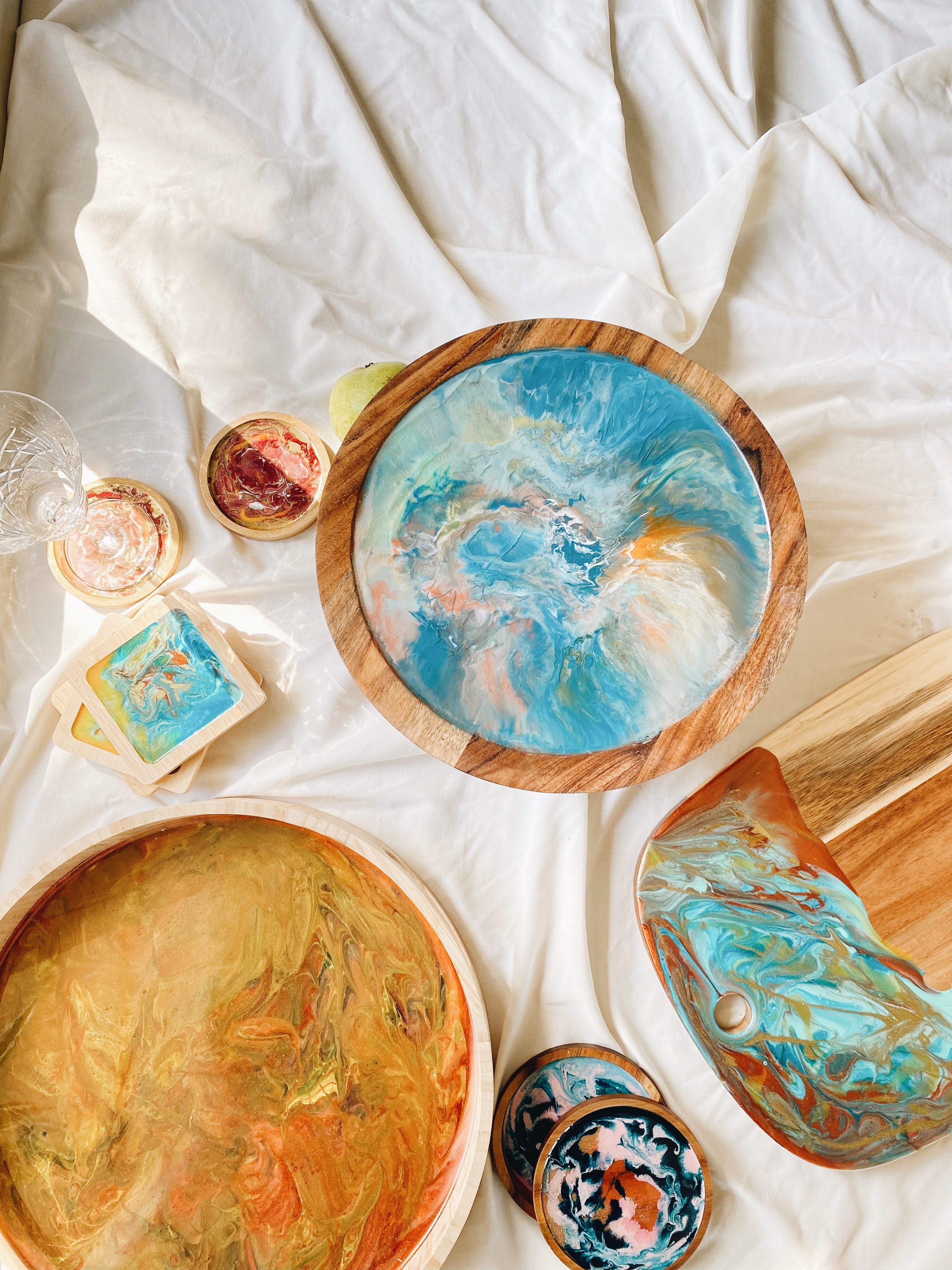 RESIN HOMEWARES