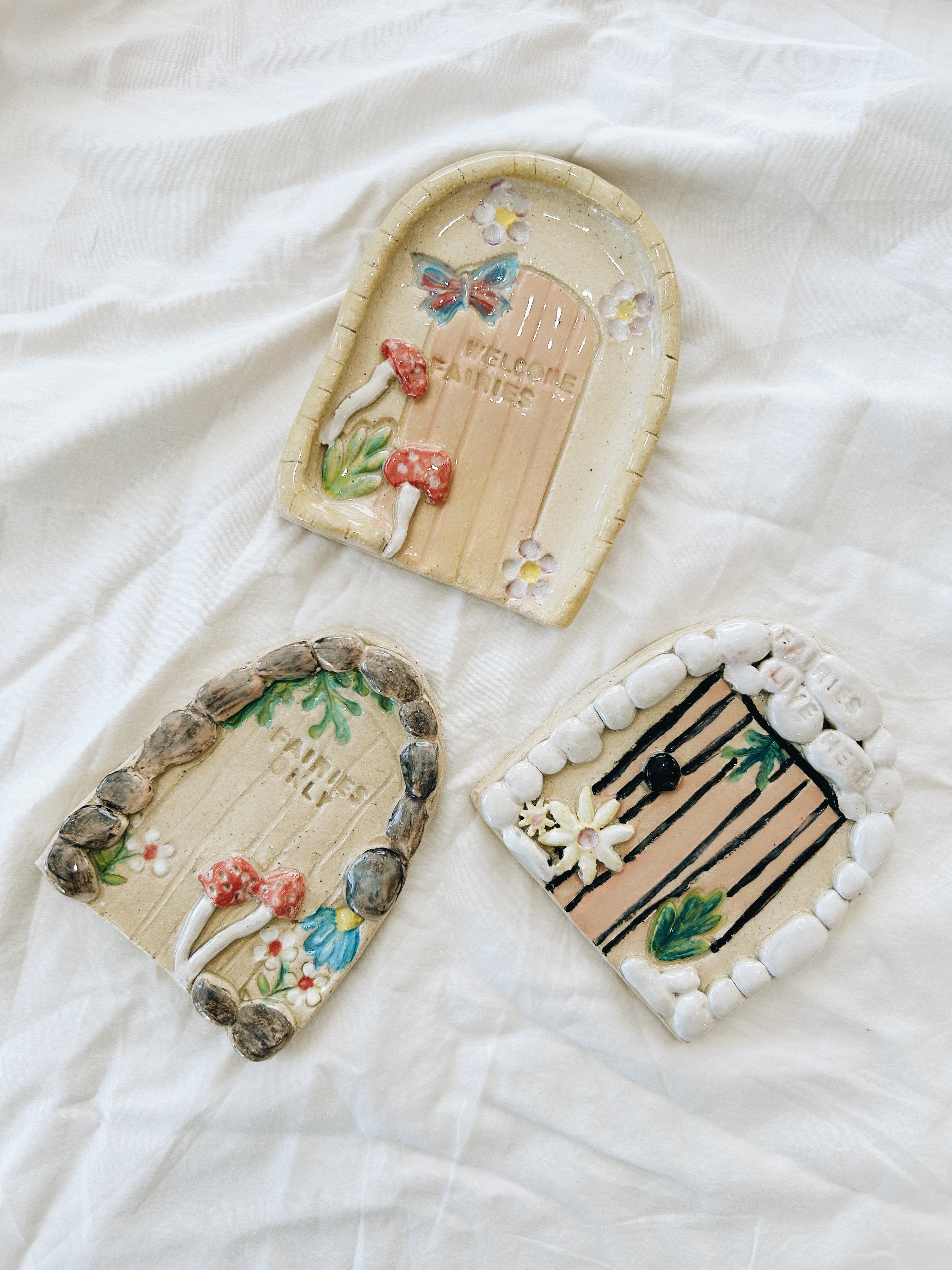 CERAMIC FAIRY DOOR