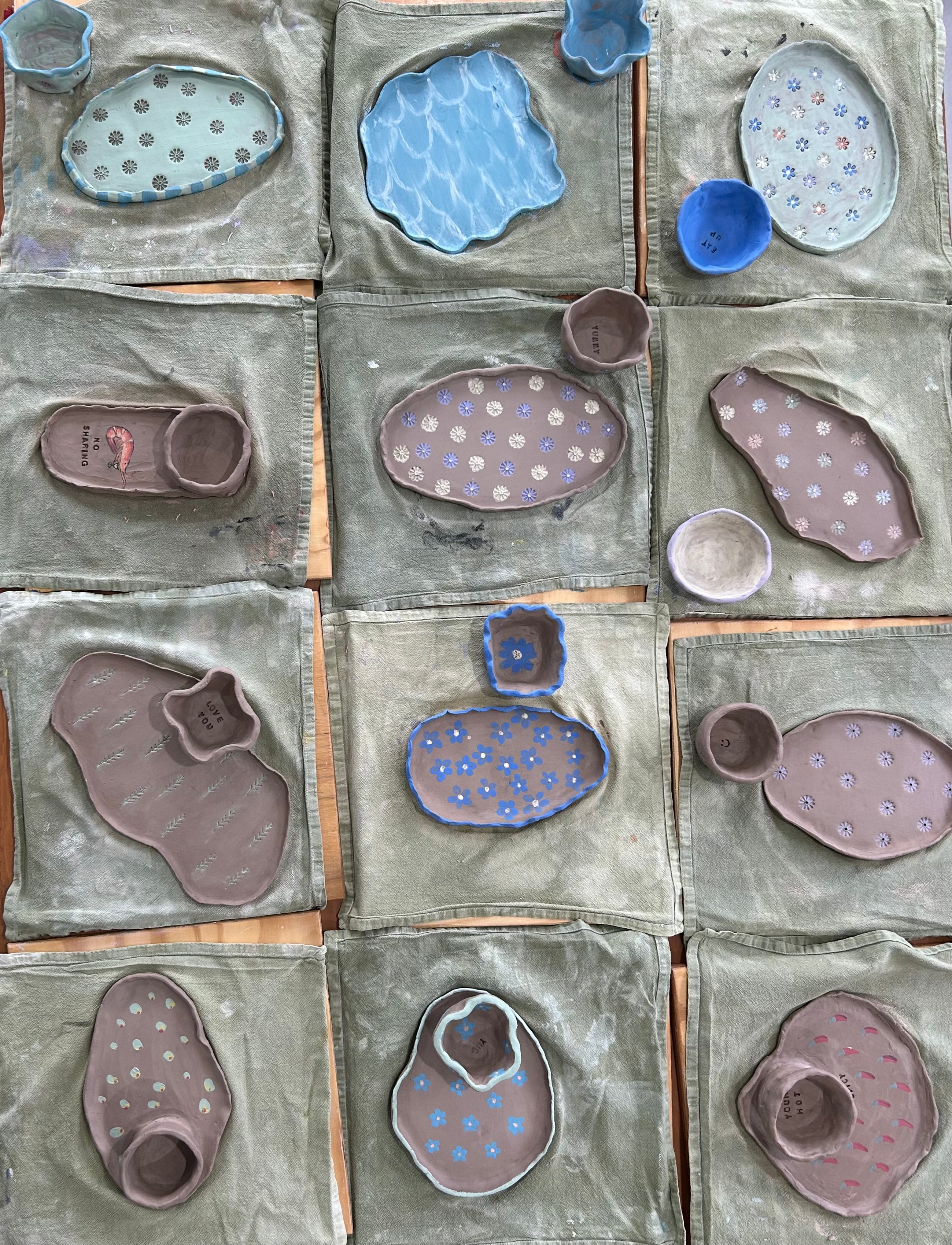 MAKE A CHIP AND DIP/SERVING PLATE