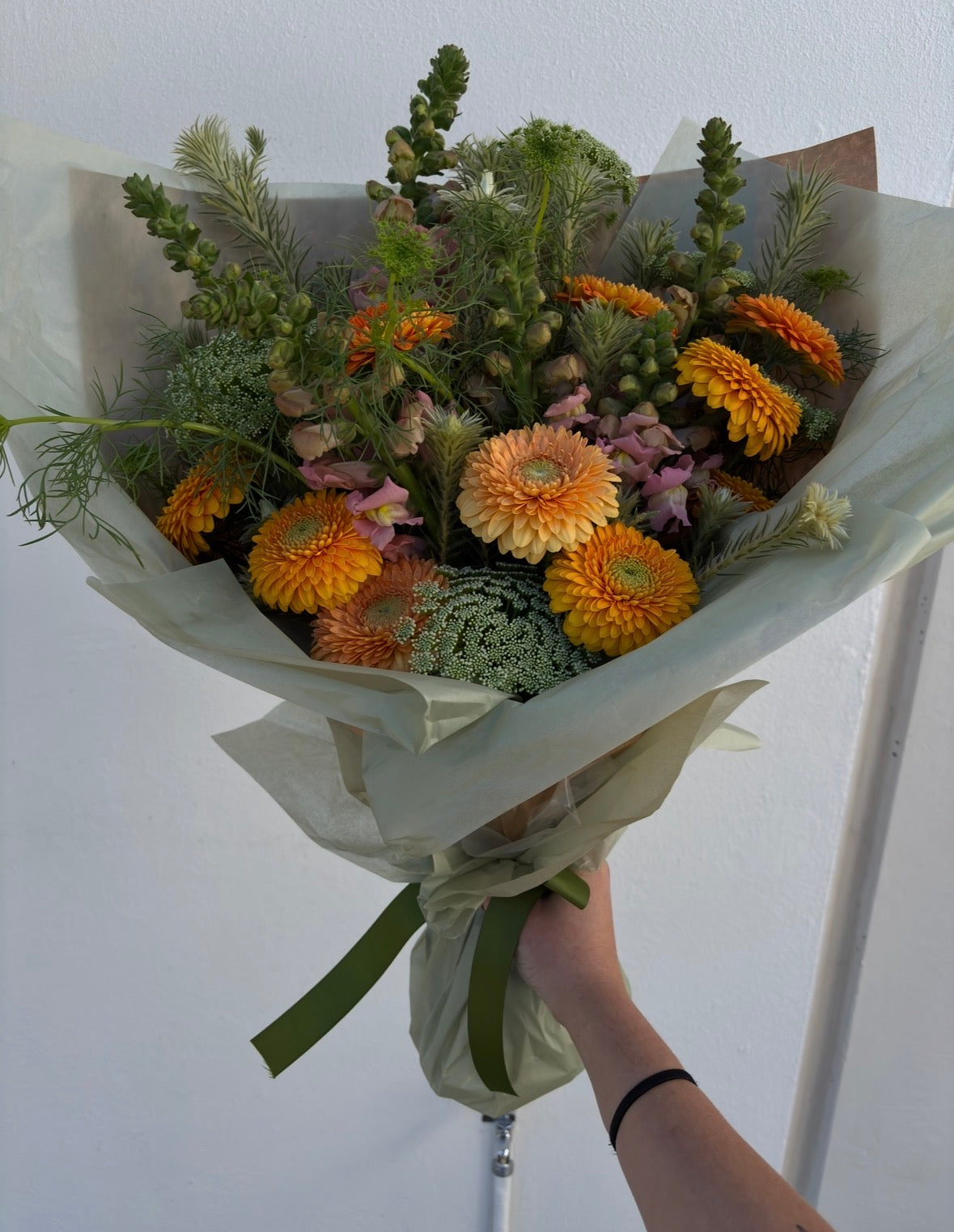FLOWER CLUB