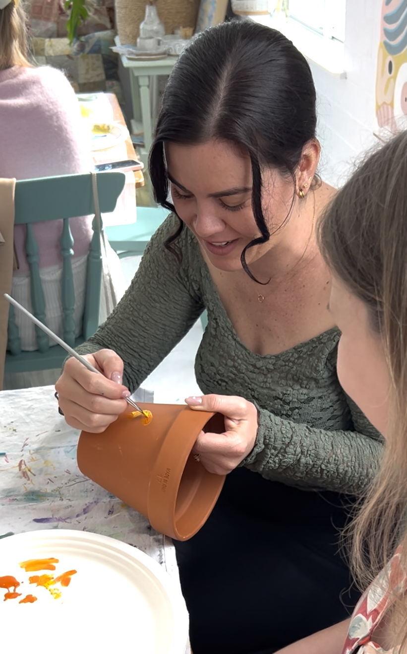 FREESTYLE PAINTING - POTS OR CANVAS