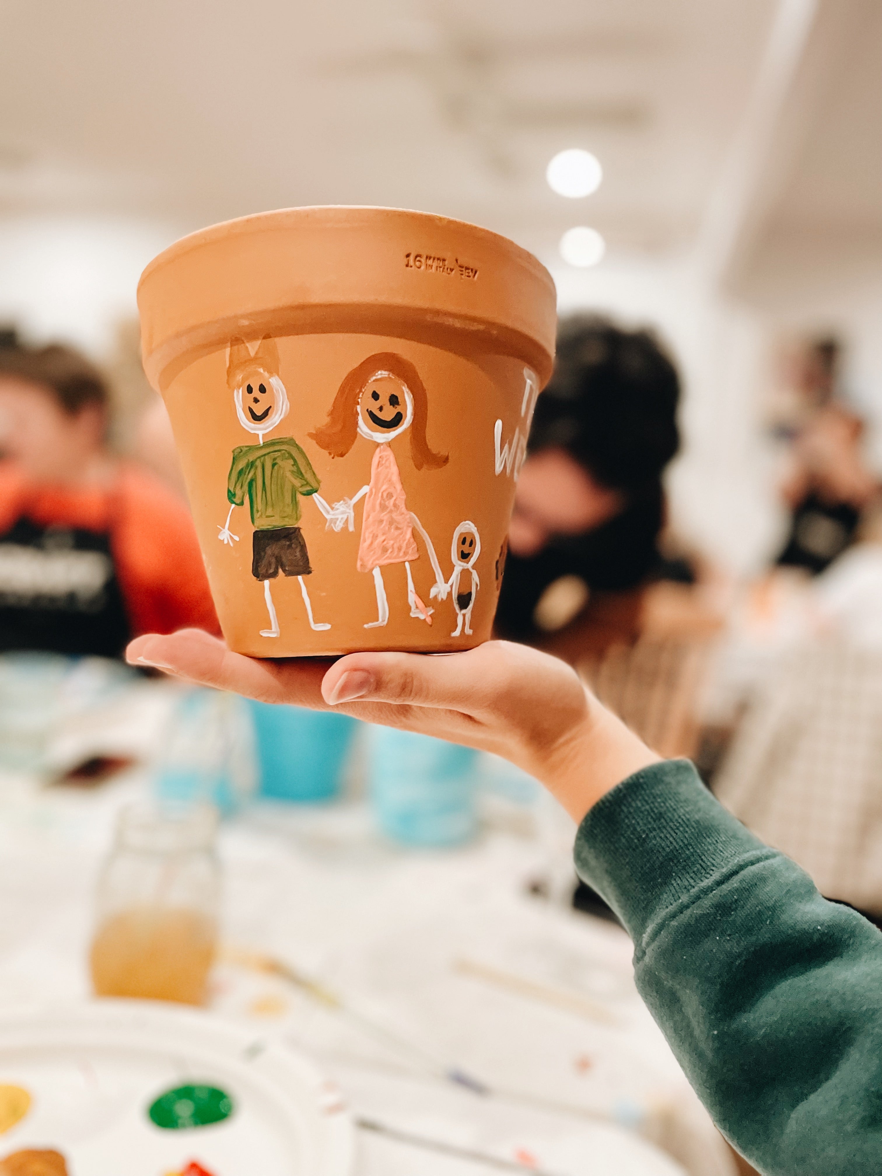 FREESTYLE PAINTING - POTS OR CANVAS
