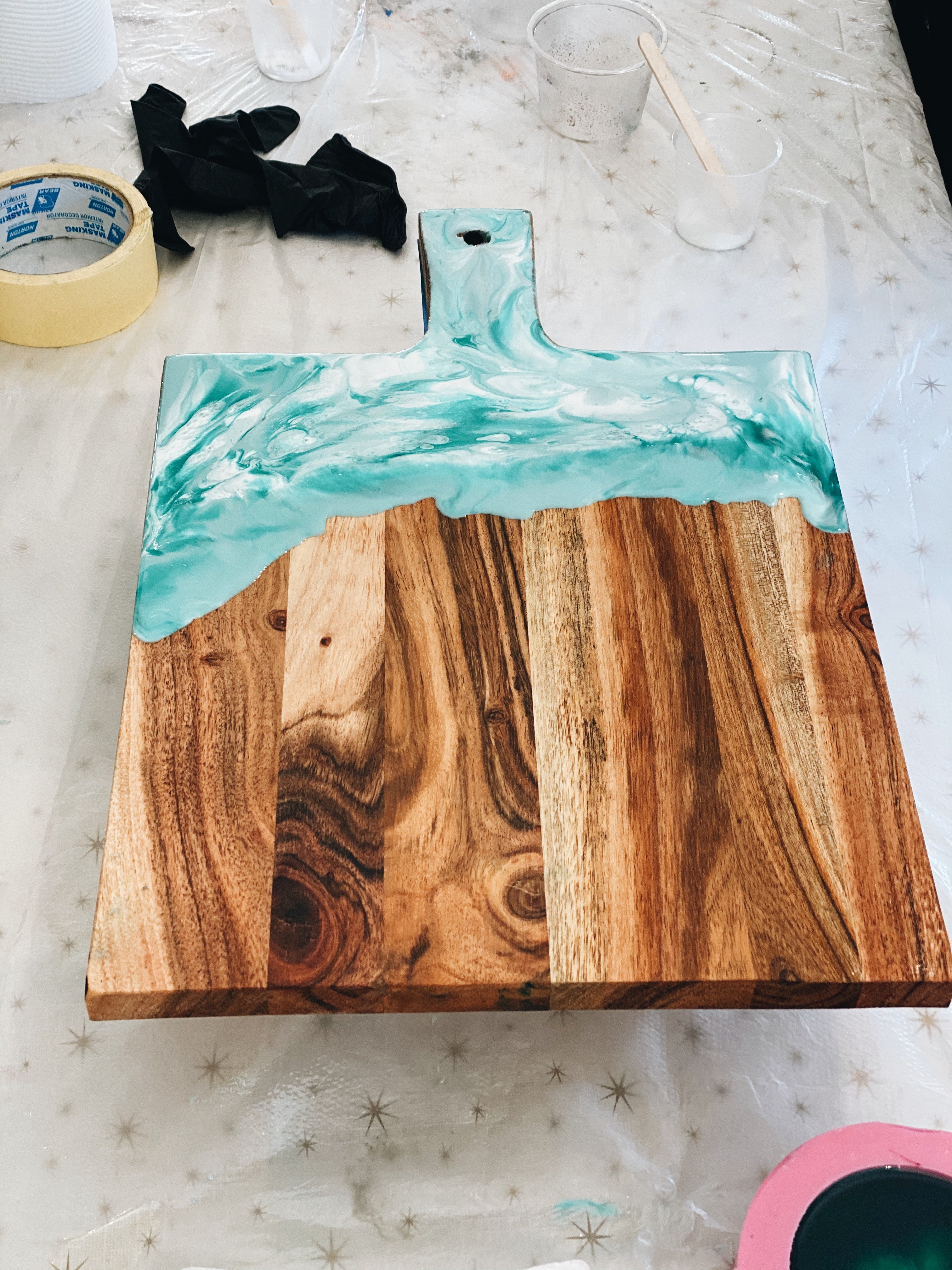 RESIN HOMEWARES