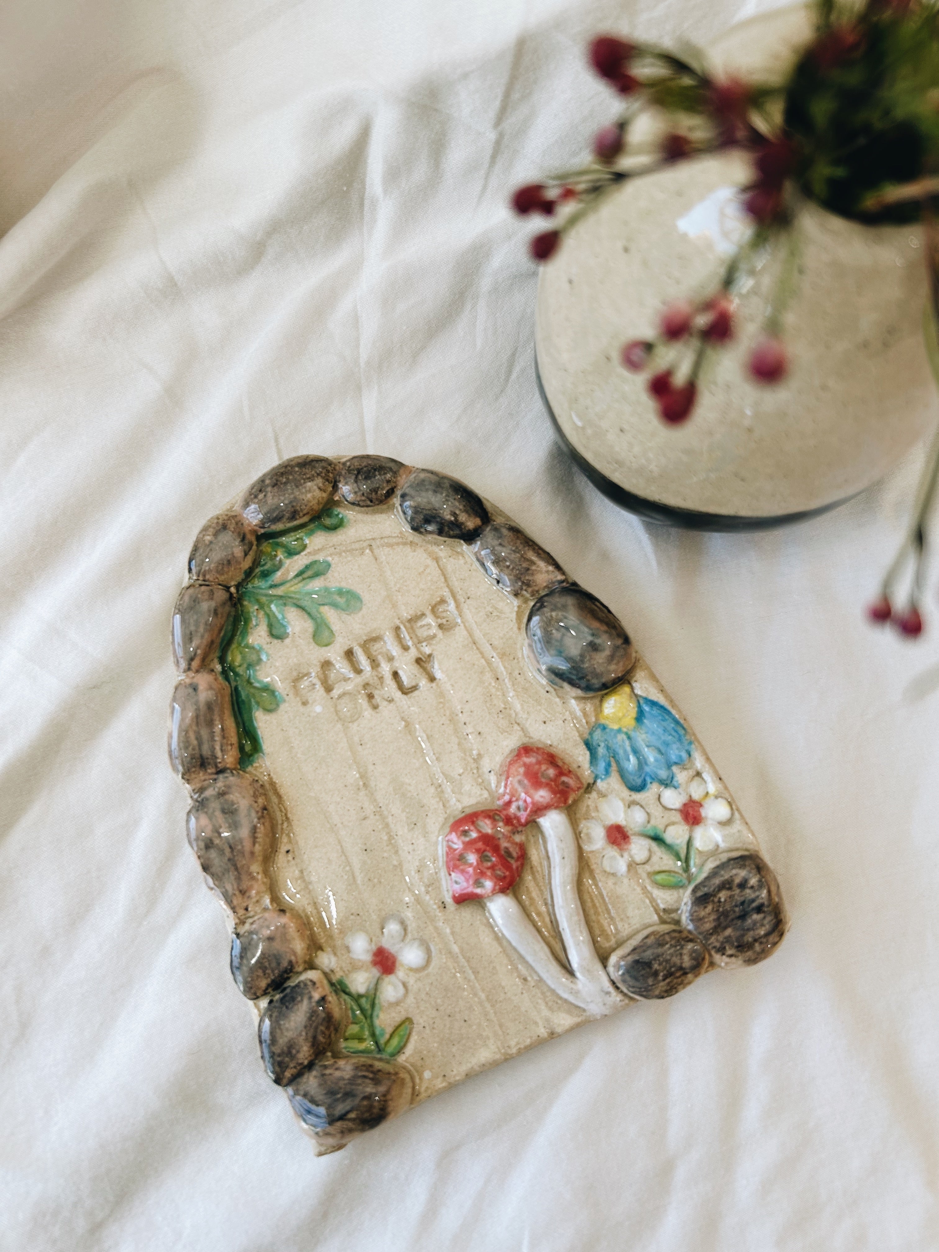 CERAMIC FAIRY DOOR