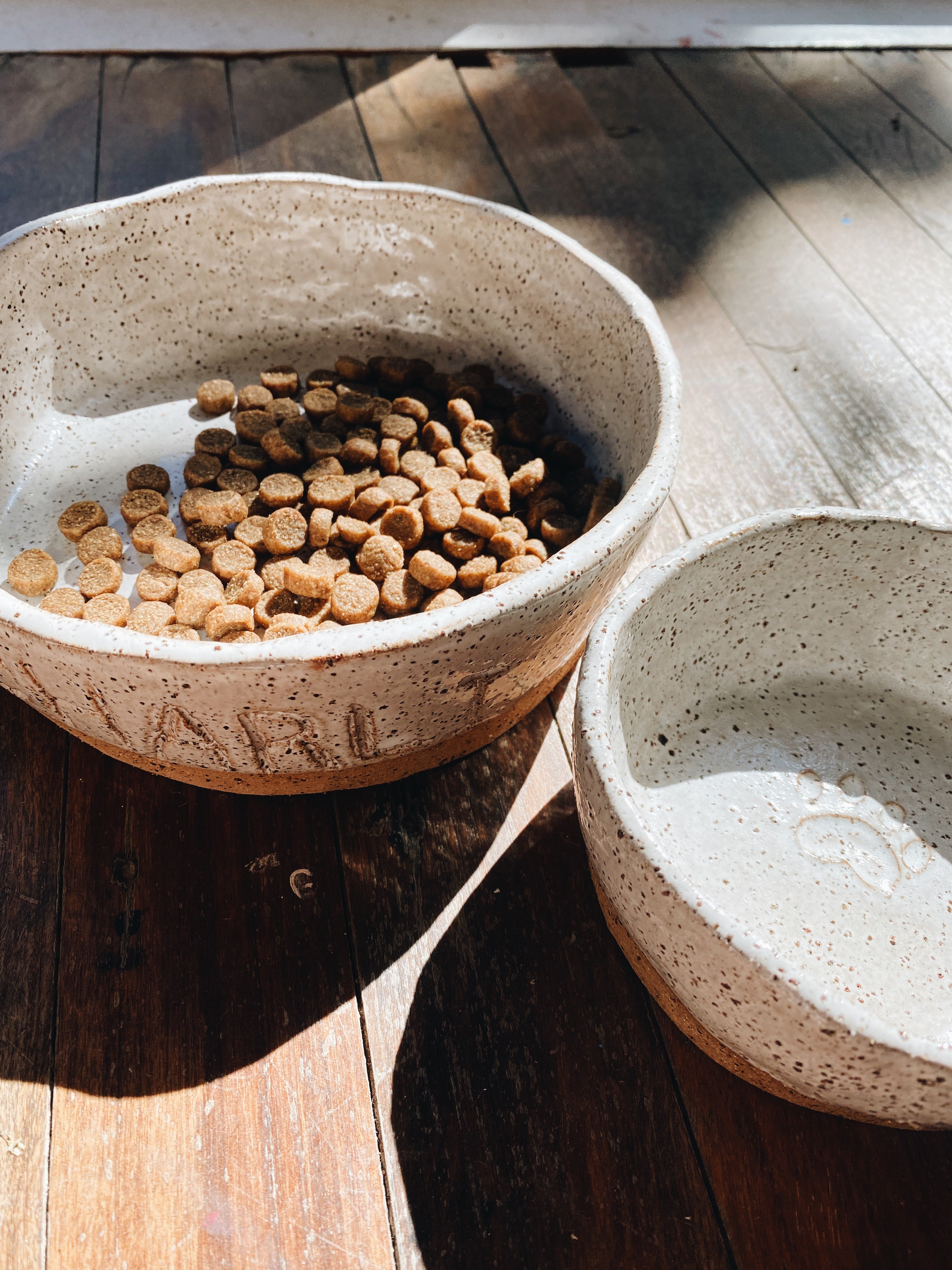 CERAMIC PET BOWL