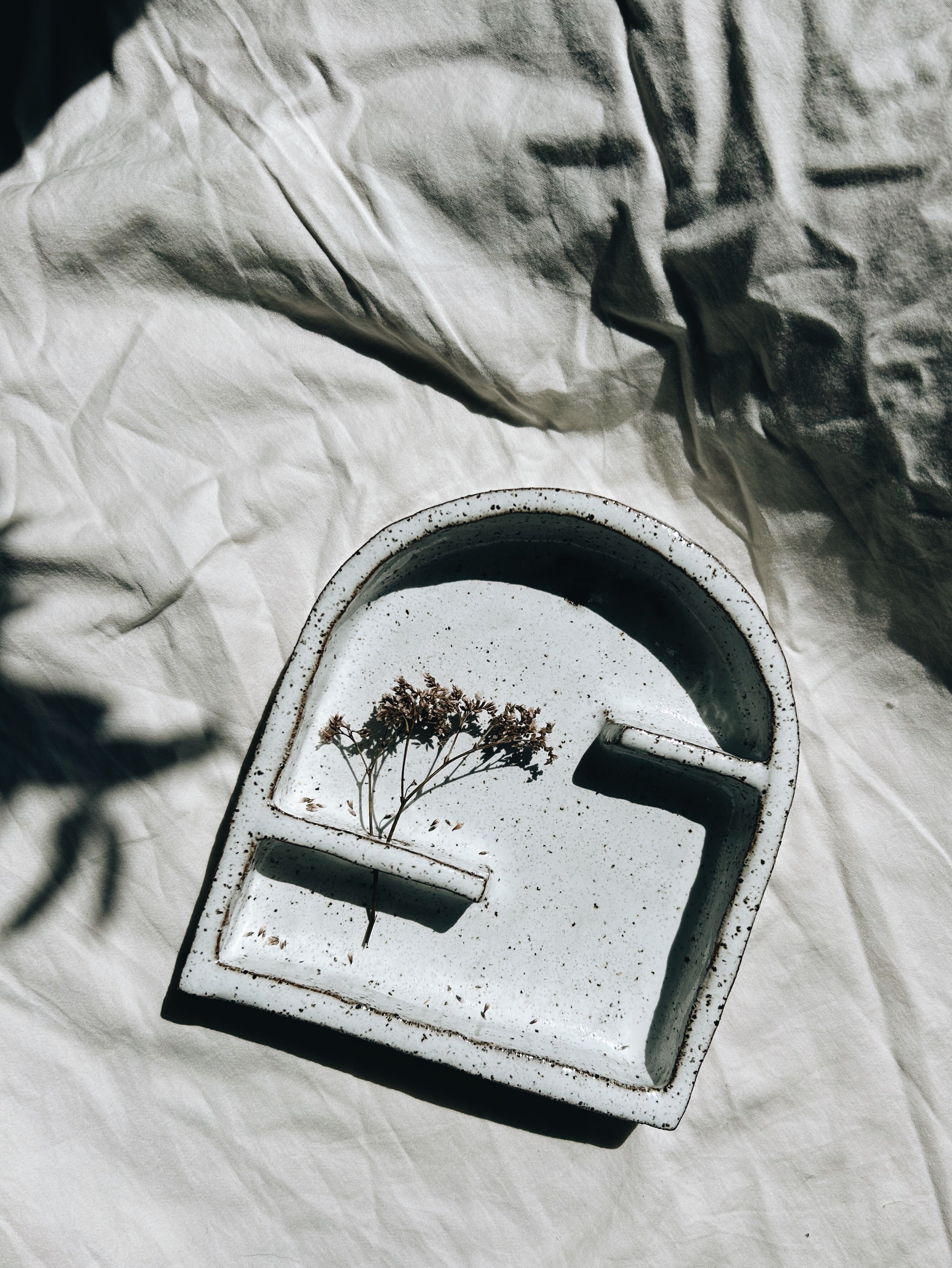 CERAMIC MINI WALL SHELF