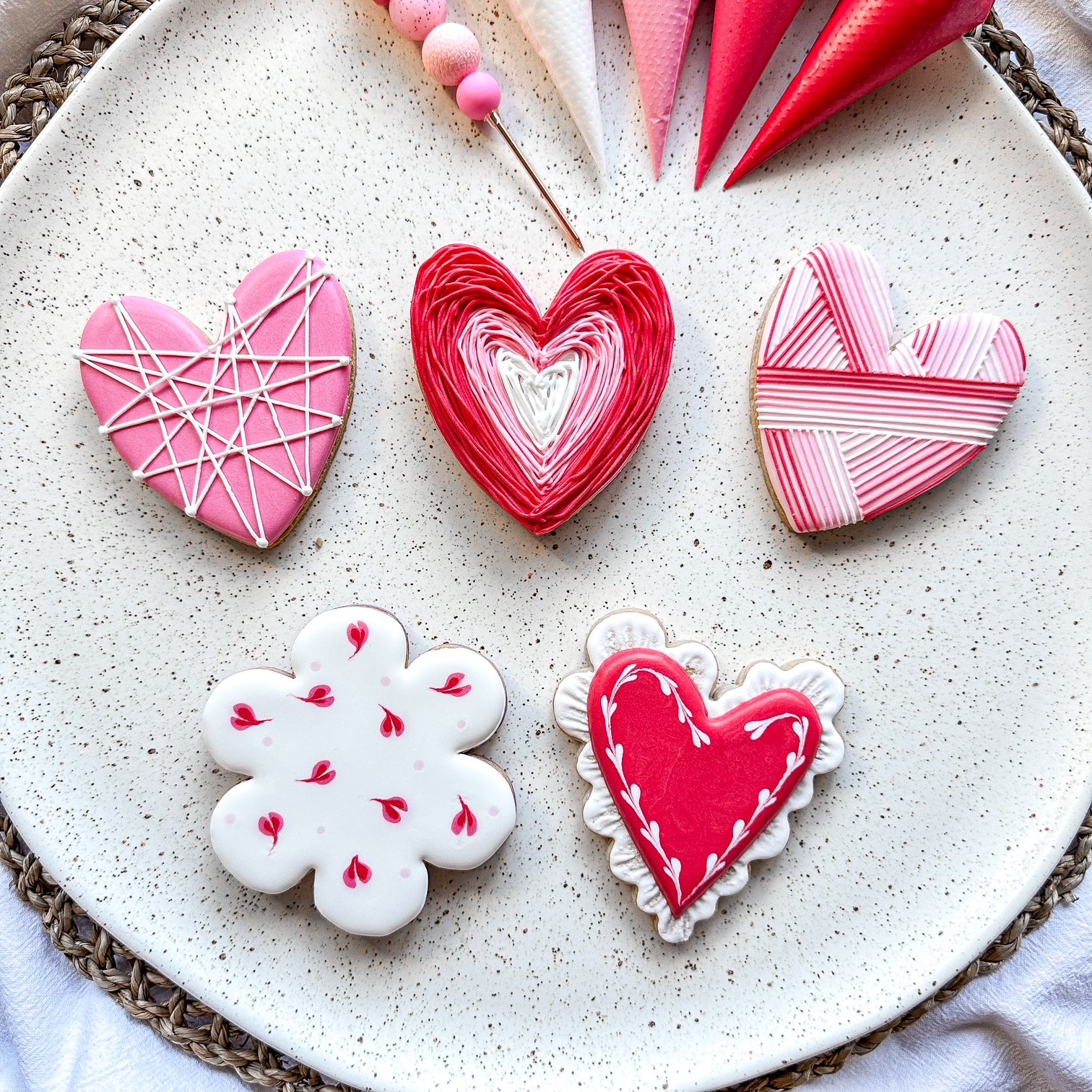 COOKIE DECORATING - HEARTS & FLOWERS