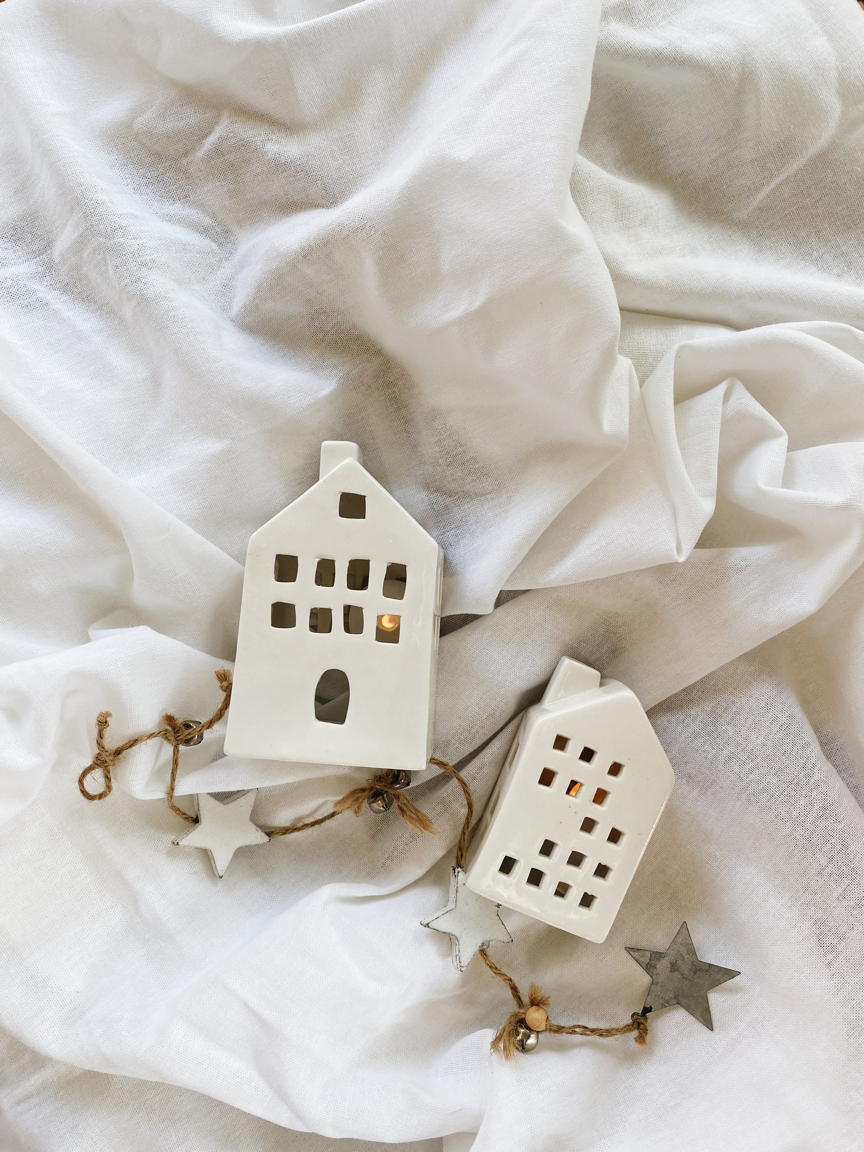 FRI-CLAY CERAMIC TEALIGHT HOUSES