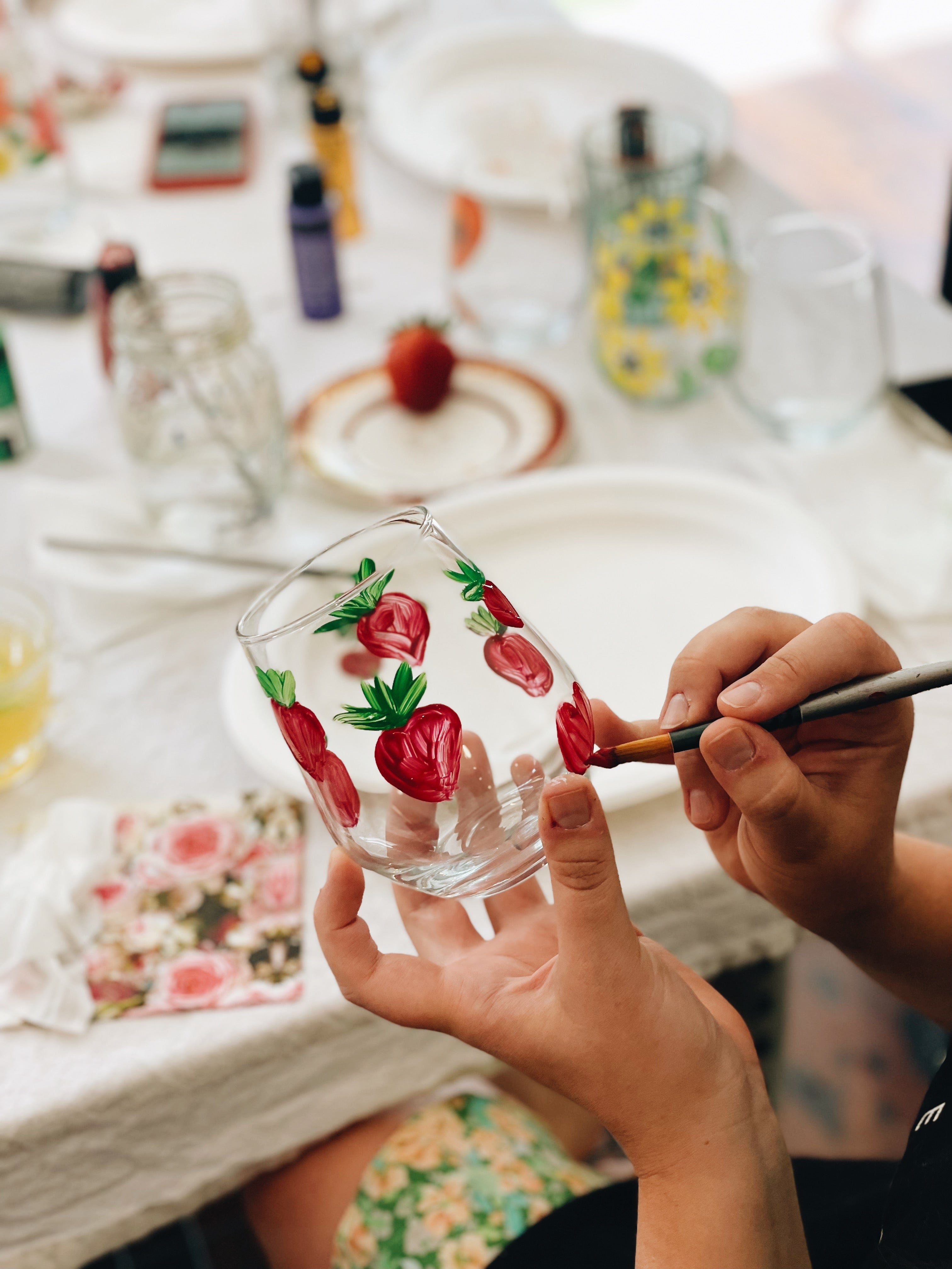 PAINTING GLASSWARE
