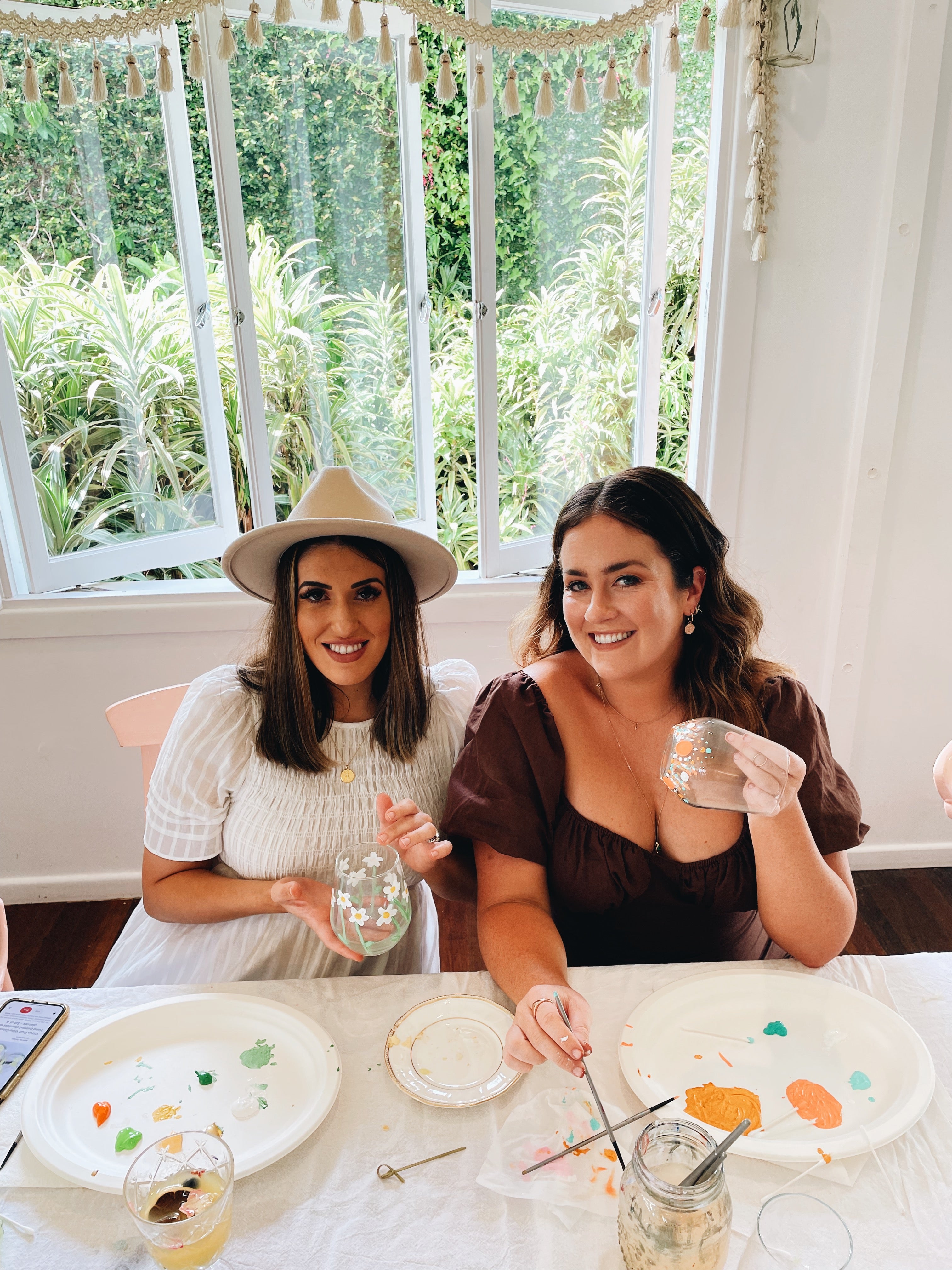 PAINTING GLASSWARE