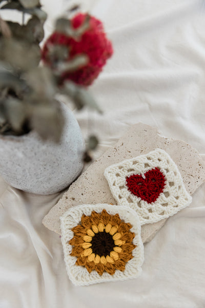 CROCHET FOR BEGINNERS - GRANNY SQUARES