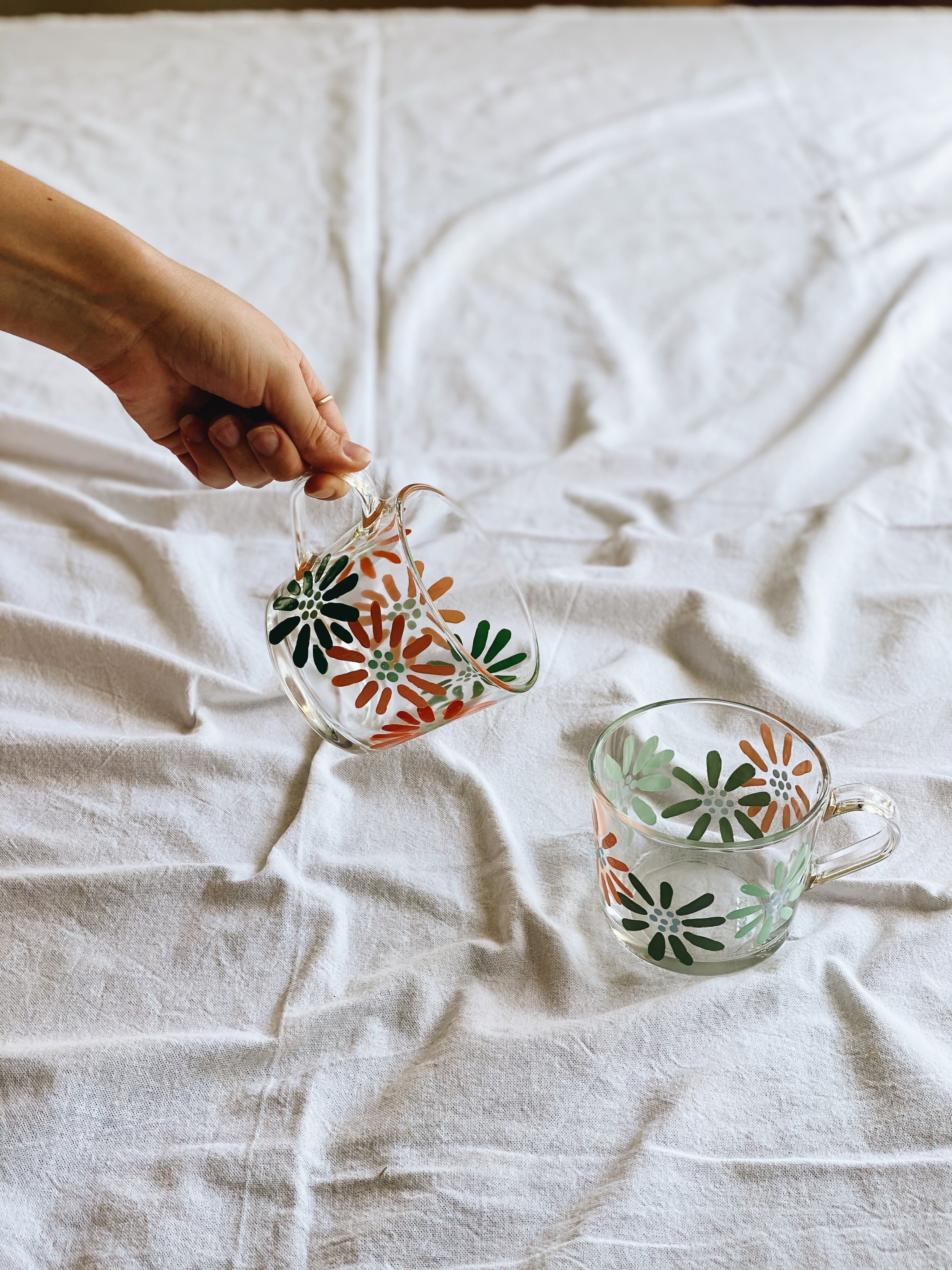 PAINTING GLASSWARE