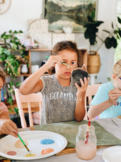 KIDS ANIMAL POTTERY