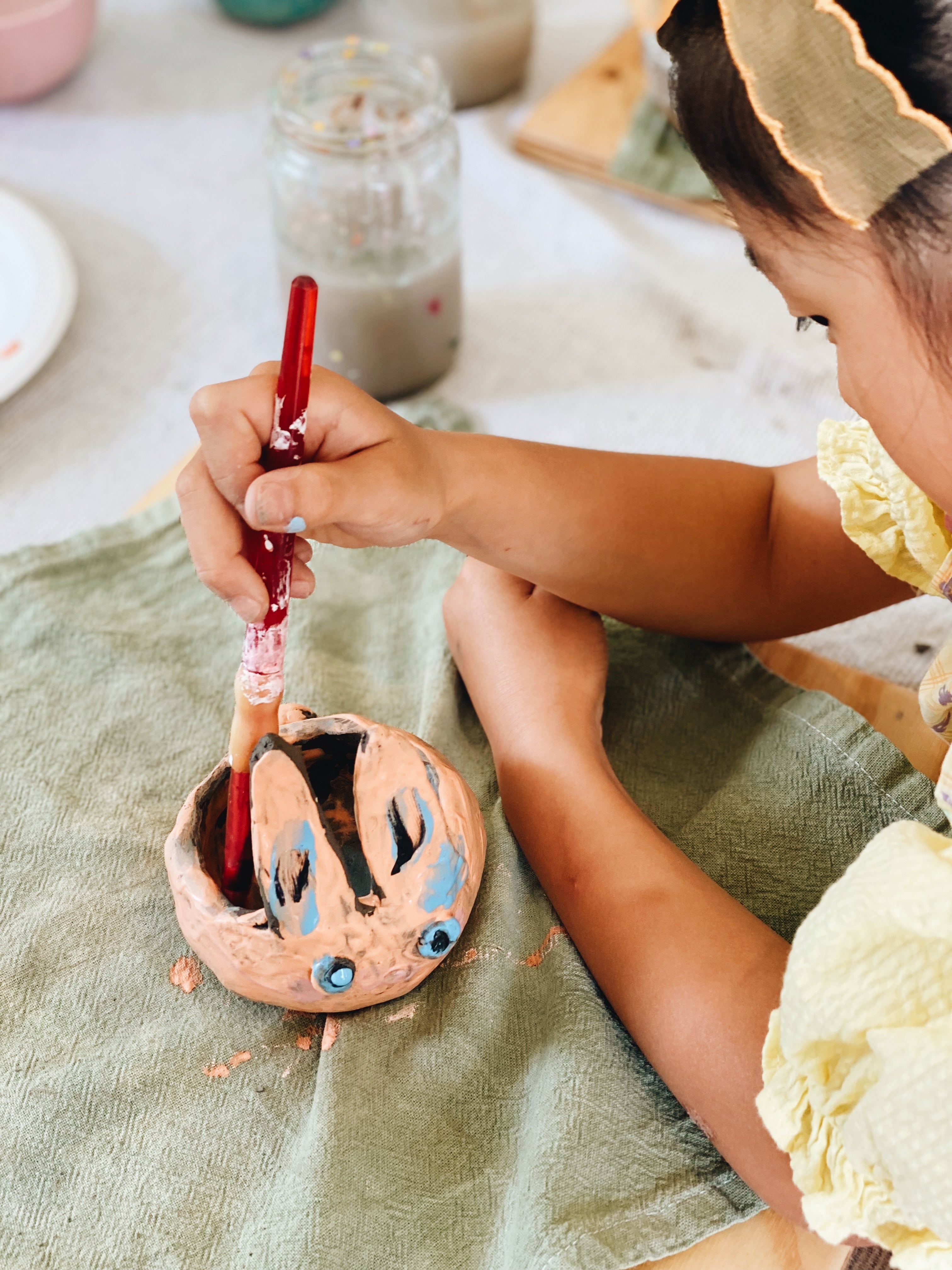 KIDS ANIMAL POTTERY