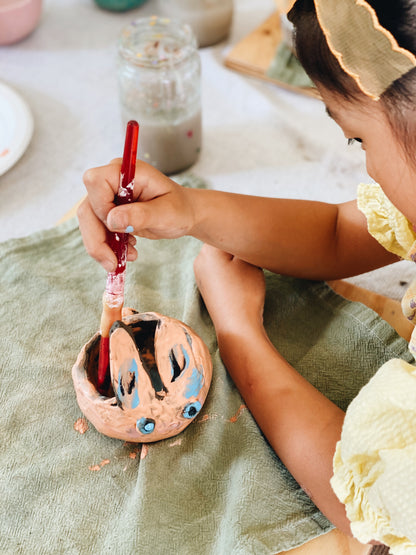 KIDS ANIMAL POTTERY
